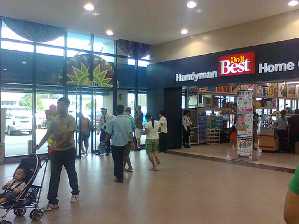 /images/shoppings/robinsons-cybergate-davao-gallery2.jpg