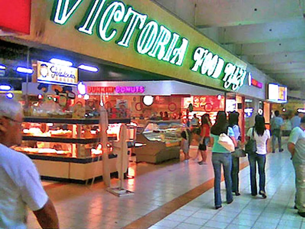 /images/stores/victoria-food-plaza.jpg